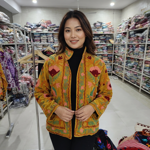 เสื้อแจ็คเก็ตกำมะหยี่ปักลายสีเหลือง เสื้อโค้ทผ้าฝ้ายทอมือ ซับในผ้าลินินลายทางสไตล์โบโฮ เสื้อโค้ทฤดูหนาวสำหรับผู้หญิง - Product Image 1