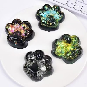 ของเล่นบีบมือรูปอุ้งเท้าแมว JO Glitter Cat Paw Mochi ทำจากวัสดุ TPR นุ่ม ยืดหยุ่น ให้ความรู้สึกสัมผัสพิเศษ ช่วยคลายความวิตกกังวล เหมาะสำหรับเด็กอายุ 5 ปีขึ้นไป - Product Image 1