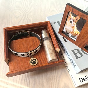 Custom Wooden <strong>Pet</strong> Memorial Keepsake Box, Open-Top Design with Stand Photo Frame, Ash Bottle, Collar &amp; Toy Storage - Product Image 6