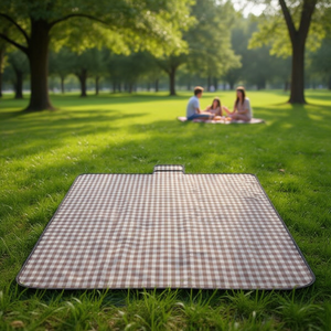 Tapis de pique-nique extérieur à motif à carreaux 1,5x1,5m, pièce unique - Product Image 2