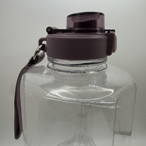ホットセール 元風 再利用可能 透明ウォーターカップ 1600ml PC ジム スポーツボトル ロープ付き - Product Image 3