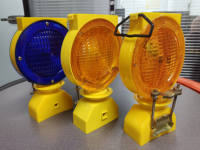 CE feu de circulation jaune LED barricade clignotant lumière/ambre route cône solaire Barricade lumière AVERTISSEMENT sécurité