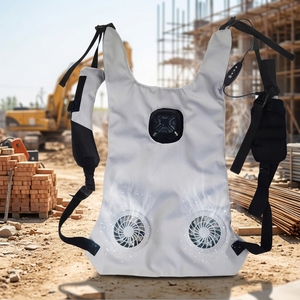 Système de refroidissement dorsal personnalisable 2C 20C avec gilet en maille, poche à eau et contrôle du débit pour activités extérieures - Product Image 1