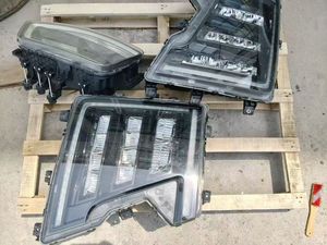 Fari a LED per Camion Ribaltabile Foton <span class=keywords><strong>GTL</strong></span> - Gruppo Fari ad Alta Luminosità con Luce Bianca 3000K Compatibile con Trattore Auman - Product Image 2