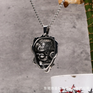 Collar con Colgante de Acero Inoxidable con Diseño de Colmillo de Diablo Retro SP1076, Joyería de Moda con Expresión de Dibujos Animados - Product Image 1