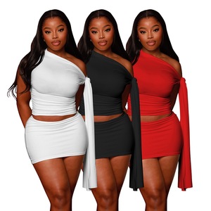 Ensemble jupe d'été extensible deux pièces avec débardeur sans manches à épaules <span class=keywords><strong>obliques</strong></span> et mini jupe - Product Image 1