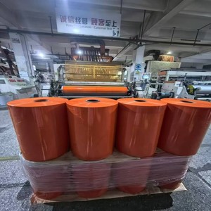 Nuovo Arrivo: Pellicola Estensibile in LLDPE di Alta Qualità, 500MM, 20 Micron, 100GA, Rotolo Jumbo per Imballaggio Automatico di Pallet - Product Image 3