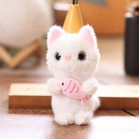 Porte-clés pendentif chat poisson mignon en peluche, breloque de sac en peluche courte et douce en forme de chaton de dessin animé en coton PP