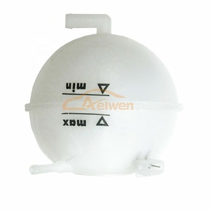 Voiture de réservoir d'eau utilisée pour Vw <span class=keywords><strong>Golf</strong></span> 1H0121407A 357121407A 357121407G - Product Image 1