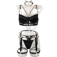 Chaîne européenne de sous-vêtements en métal lourd quatre sexy tenue de style discothèque avec sous-vêtements découpés ensemble de sous-vêtements en métal de style gothique