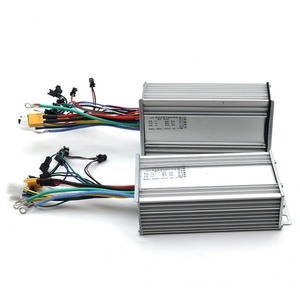 สกู๊ตเตอร์ไฟฟ้าอลูมิเนียม 12 ท่อ ระดับไฮเอนด์ 72V 50A พร้อมจอแสดงผลเร่งความเร็วแบบคู่ และระบบควบคุมคู่ DAMAO LCD - Product Image 6