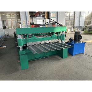 पूर्ण स्वचालित धातु ट्रेपेज़ोइड 5 रिब छत टाइल बनाने मशीन इंजन पीएलसी नियंत्रित उच्च दक्षता छत पैनल रोल बनाने - Product Image 1