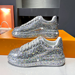 Zapatos de plataforma con diamantes, efecto adelgazante, diseño de gota de agua, clásicos, casuales, con suela gruesa. - Product Image 5