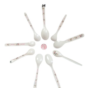 Cartoon Rabbit Spoon Food Grade Melamine Spoon For Children Drop Resistant Oval Shape Household Kids Dining Spoon - Product Image 1