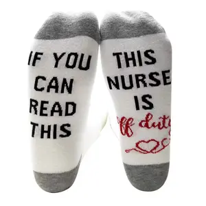 Engraçado enfermeira professor natal apreciação presentes crew meias se você pode ler isso fora dever humor palavras letras meia