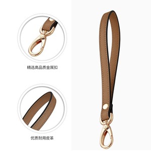 Porte-clés de voiture personnalisé en cuir, porte-clés en métal avec logo par sublimation, porte-clés de voiture en cuir - Product Image 6