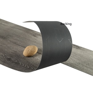 Vinilo de PVC LVT de nogal negro, parte trasera seca/<span class=keywords><strong>pegamento</strong></span>, tablones de suelo, baldosas, suelo de vinilo Lvt, suelo de vinilo de lujo - Product Image 1