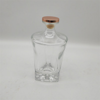 Bouteille diffuseur de parfum en verre cristal scellée au bouchon de liège de 220 ml avec un design élégant pour l'aromathérapie