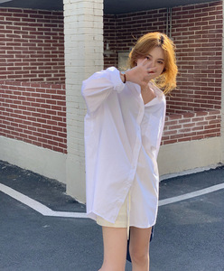 광저우 Auyan Ins 패션 쉬폰 셔츠 느슨한 긴 게으른 바람 남자 친구 긴 셔츠 여성용 블라우스 - Product Image 4