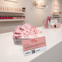 Carte-cadeau en plastique personnalisée CR80 pour les salons de beauté, les spas, les clubs de manucure, avec porte-carte en papier