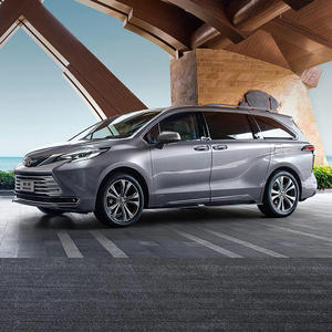 Vehículo Eléctrico de 7 Plazas para Sienna Hybrid Mini Van 2024 con Volante a la Izquierda, Auto de Nueva Energía - Product Image 1
