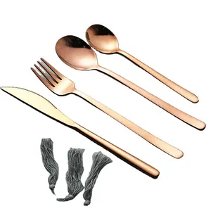 2024 China Superior Hochzeit 18/10 Polieren Edelstahl Gold Besteck Set mit kleinen Löffel Gabel und Messer