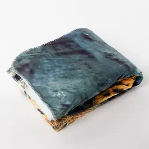 सुपर सोनिक कट कंबल ध्रुवीय ऊन डिजिटल प्रिंट कंबल बनाने की क्रिया में एयर कंडीशनिंग घुटने कंबल रोल