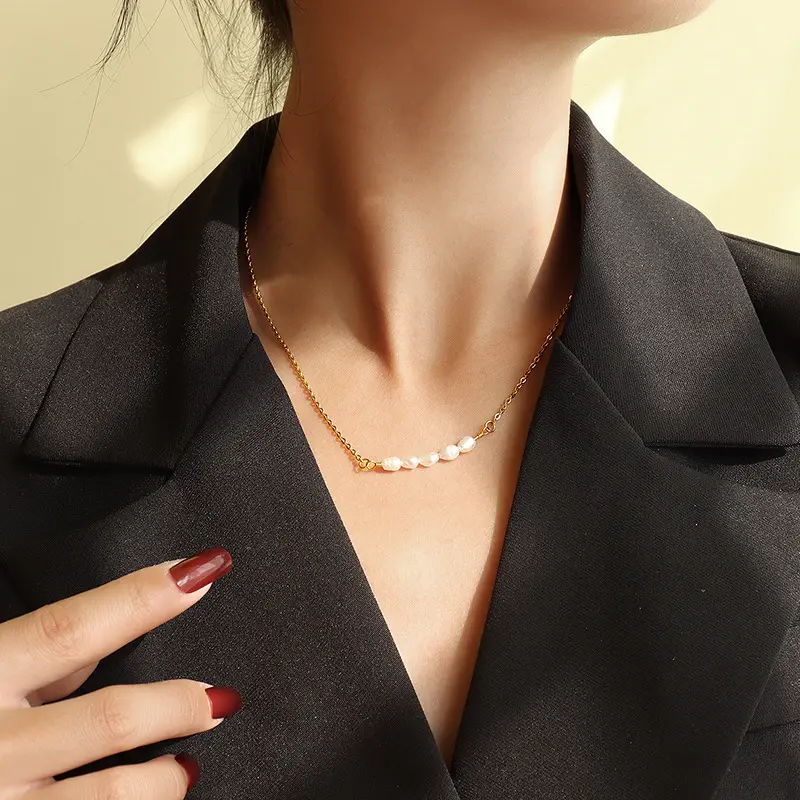 2024 mode imitasi baroque retro wanita rantai klavikula baja titanium 18k emas air tawar mutiara kalung perhiasan