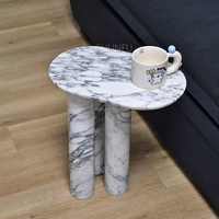 Table basse moderne personnalisable OEM ODM en travertin et table d'appoint en marbre naturel Arabescato pour le salon mobilier unique