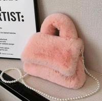 Haute qualité luxe bandoulière perle chaîne sac fourre-tout fourrure fourrure peluche chaud sacs hiver femmes luxe floue Portable sacs à main sac à main
