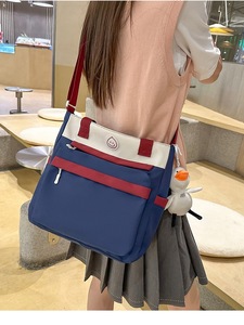 Mochila de PU de moda de gran capacidad para niñas de secundaria y preparatoria Cierre de cremallera para clases de maquillaje Bolsa de campus elegante - Product Image 5