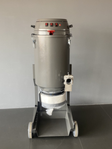 Aspirateur industriel HEPA cyclonique à 3 moteurs Ametek pour la poussière de béton sec et les sols en ciment – Nouveau modèle - Product Image 2