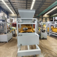 Machine automatique de formage de blocs de béton QT4-15, type hydraulique