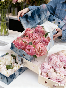 Boîte d'expédition de fleurs en carton ondulé avec logo personnalisé en gros pour boîte-cadeau de fleuriste emballage de boîtes postales de roses fraîches - Product Image 2