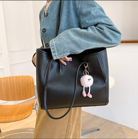 Sac tendance 2025 Automne Nouveaux sacs cabas pour femmes Sacs à main pour femmes pour les trajets quotidiens Sacs de grande capacité
