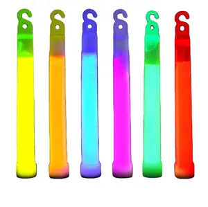 6 Zoll Light Glow Sticks Party Stick mit Haken und Lanyard Emergency Light Sticks für Camping