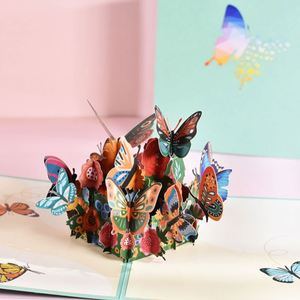 Tarjeta de Felicitación 3D con Mariposa Voladora Tallada a Mano en Papel, Venta en Línea - Product Image 4