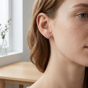 Pendientes de Diamantes Naturales Reales de Oro Blanco Sólido de 18K con Diseño de Bucle, Joyería Fina al por Mayor, Regalo de Cumpleaños para Mujer - Product Image 4