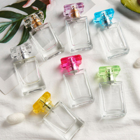 Flacons de parfum rechargeables personnalisés transparents et colorés en gros, 30 ml/50 ml, bouchon à vis en verre avec impression sérigraphique