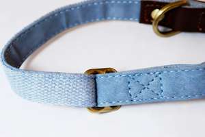 Ensemble collier et laisse pour chien en cuir de vache écologique réglable, motif uni, style classique de luxe, accessoires en coton polyester durables - Product Image 3