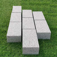 Dalles de pavage en granit poli modernes pour l'extérieur, dalles de pierre à face et à bord flammées bon marché pour allée, jardin, patio