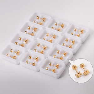 ต่างหูแบบเจาะหูสำหรับผู้หญิงต่างหูสแตนเลสสีทองรูปทรงเรขาคณิตขนาดเล็ก EA608901G - Product Image 1