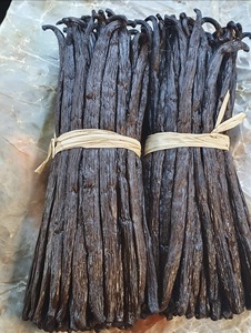 Gousses de vanille Bourbon séchées au soleil de 18 cm, qualité A+, de Madagascar, entières, pour la cuisine et la parfumerie - Product Image 3