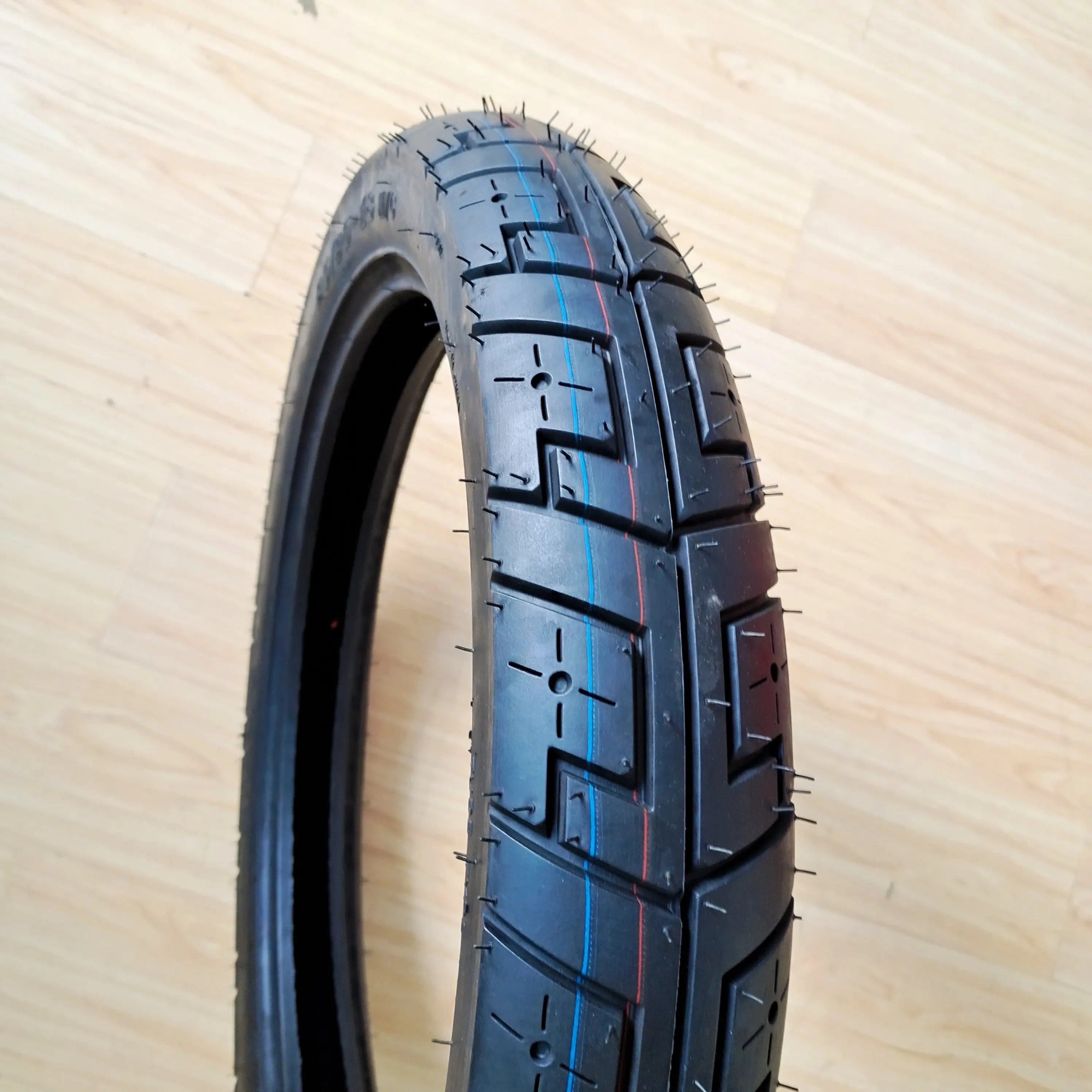 Neumáticos redondos de goma negra para motocicleta, alta calidad, profesional, 90/90-18