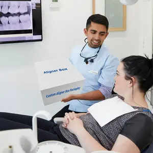 Carton rigide avec aimant personnalisé Boîtes en papier pour aligneurs de dents orthodontiques transparents plastification mate Emballage de boîte d'alignement dentaire magnétique