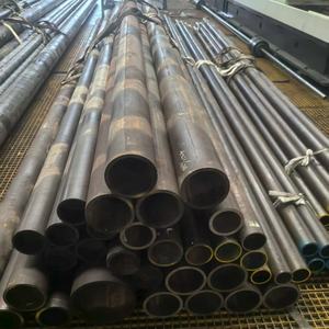 Высокопрочная 4140/316 бесшовная труба из нержавеющей стали, устойчивая к коррозии, кислотостойкая, отточенная бесшовная труба для химической промышленности - Product Image 5