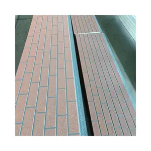 Panel atap pu logam terisolasi tahan api Harga wajar panel sandwich poliuretana Panel terisolasi Struktural
