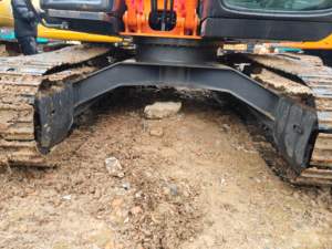 Excavadora de orugas Hitachi ZX120 original de Japón perfecta para varios proyectos excavadoras usadas disponibles a la venta - Product Image 3