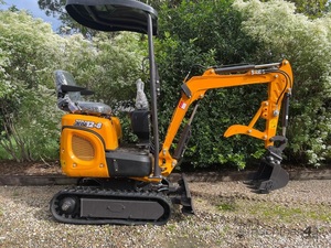 <span class=keywords><strong>Mini</strong></span> Escavatore Cingolato da 1.2t, 1.5t, 2t (Modelli XN12, XN15, XN20, XN30) con Cabina Operatore Opzionale e Aria Condizionata - Product Image 3