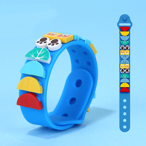Giocattoli educativi blocchi fai-da-te braccialetti per bambini serie 6 tipi - Product Image 1
